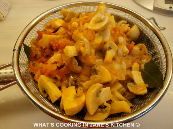 Champignon a la Grecque