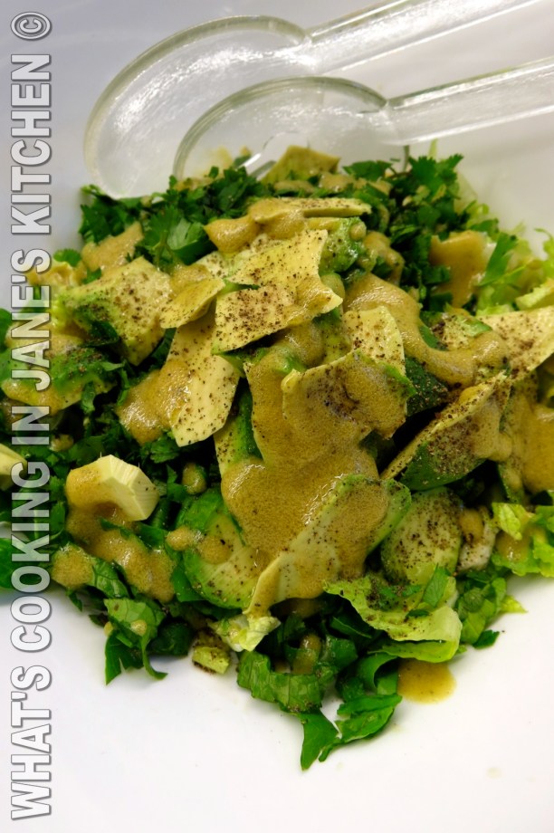 Avocado, Lettuce and Coriander Salad ©