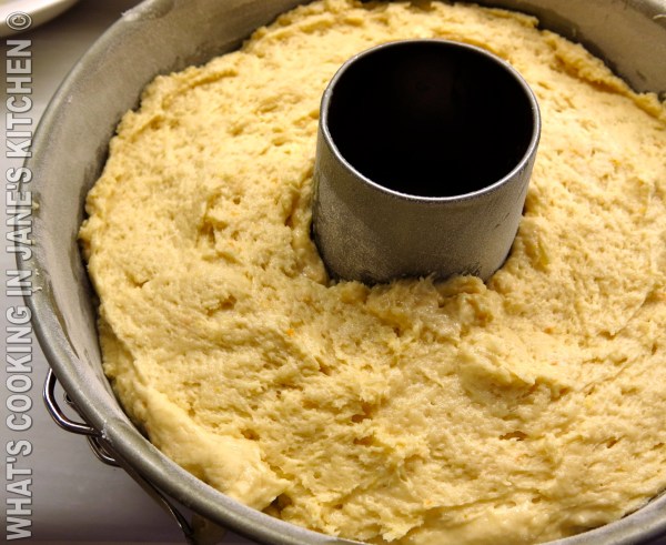 Greek Yogurt Cake ©