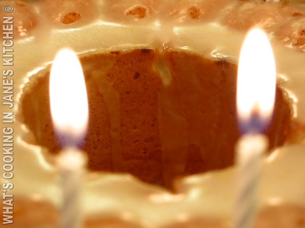 Greek Yogurt Cake ©