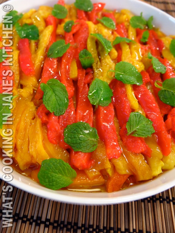 Roasted Bell Pepper Salad ©