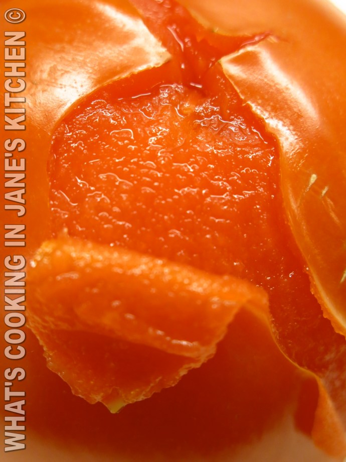 Skinning and De-Seeding Tomatoes ©