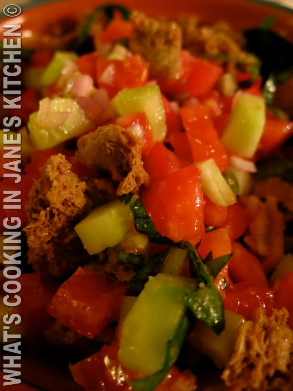 Panzanella Salad ©