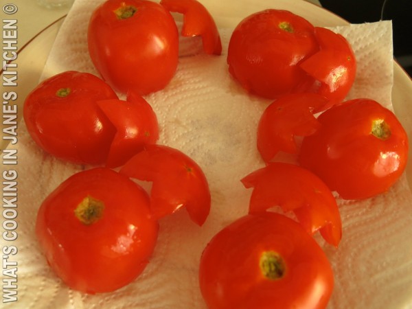 Fresh Summer Tomatoes With Tuna And Ginger ©