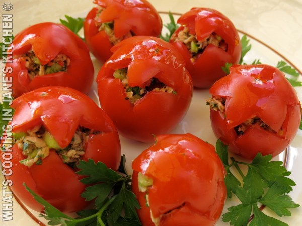 Fresh Summer Tomatoes With Tuna And Ginger ©