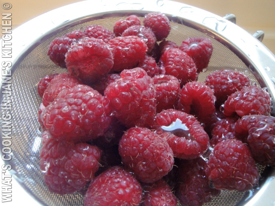 Chocolate And Raspberry Roulade ©