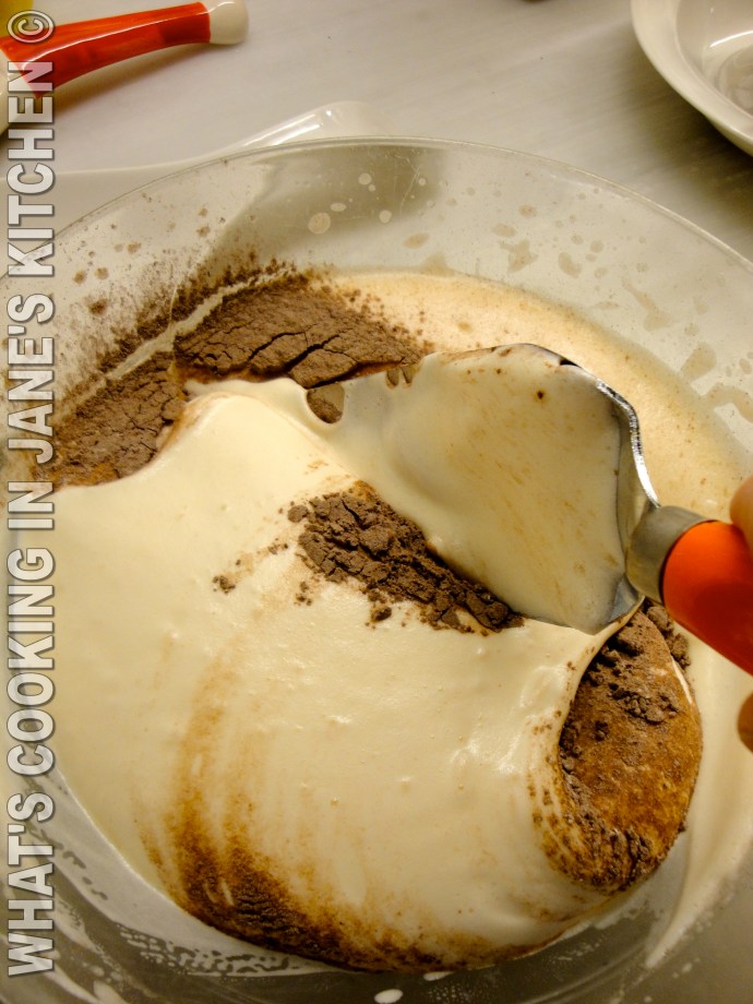 Chocolate And Raspberry Roulade ©