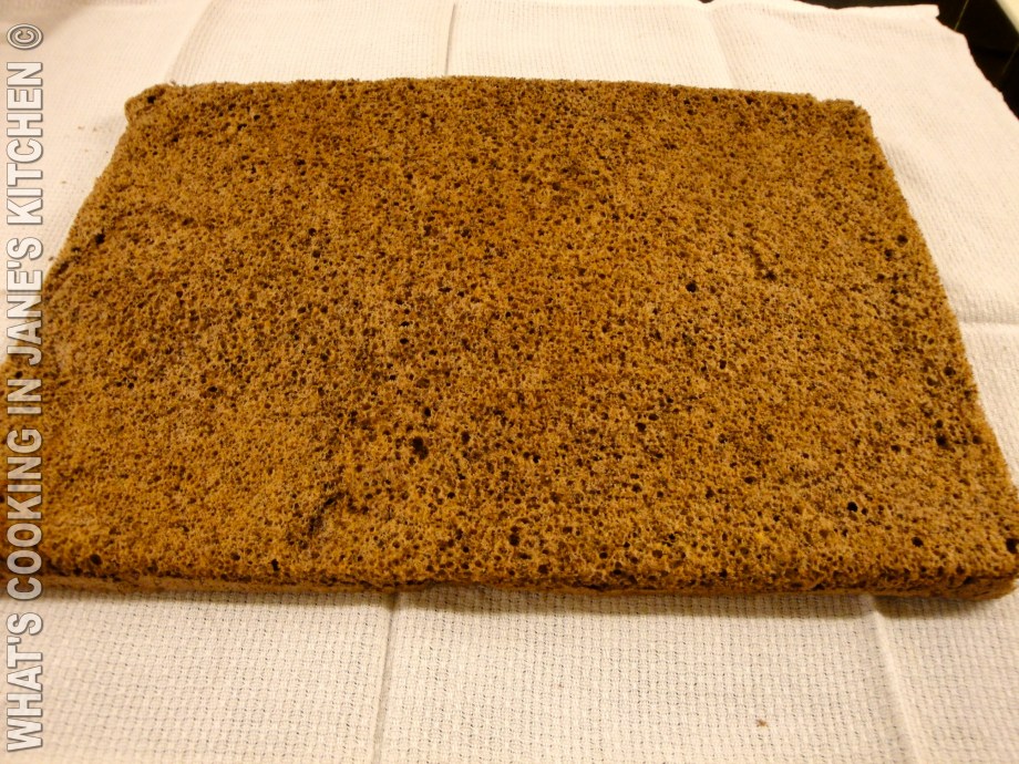 Chocolate And Raspberry Roulade ©