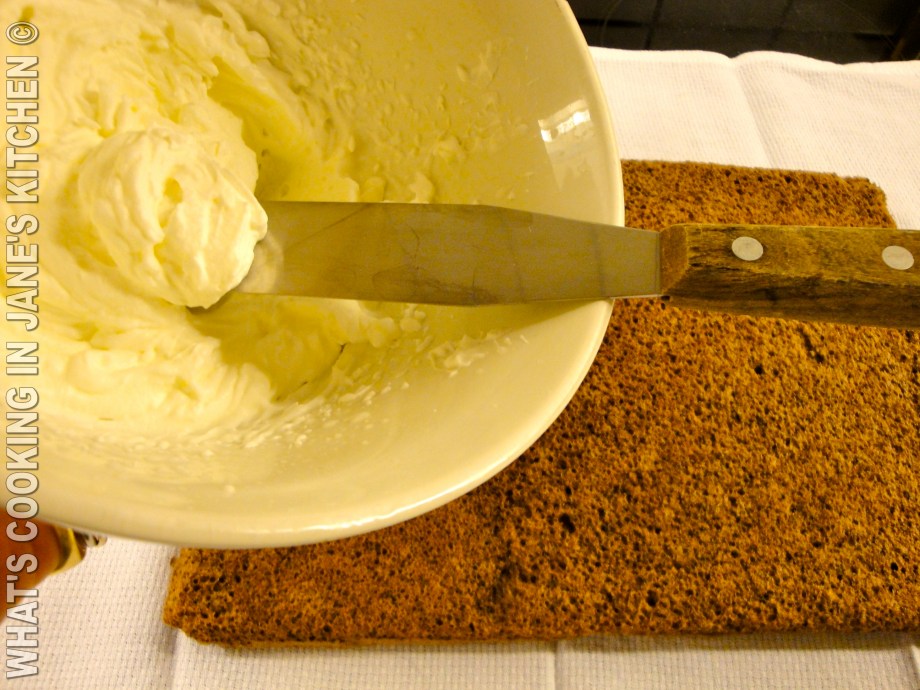 Chocolate And Raspberry Roulade ©