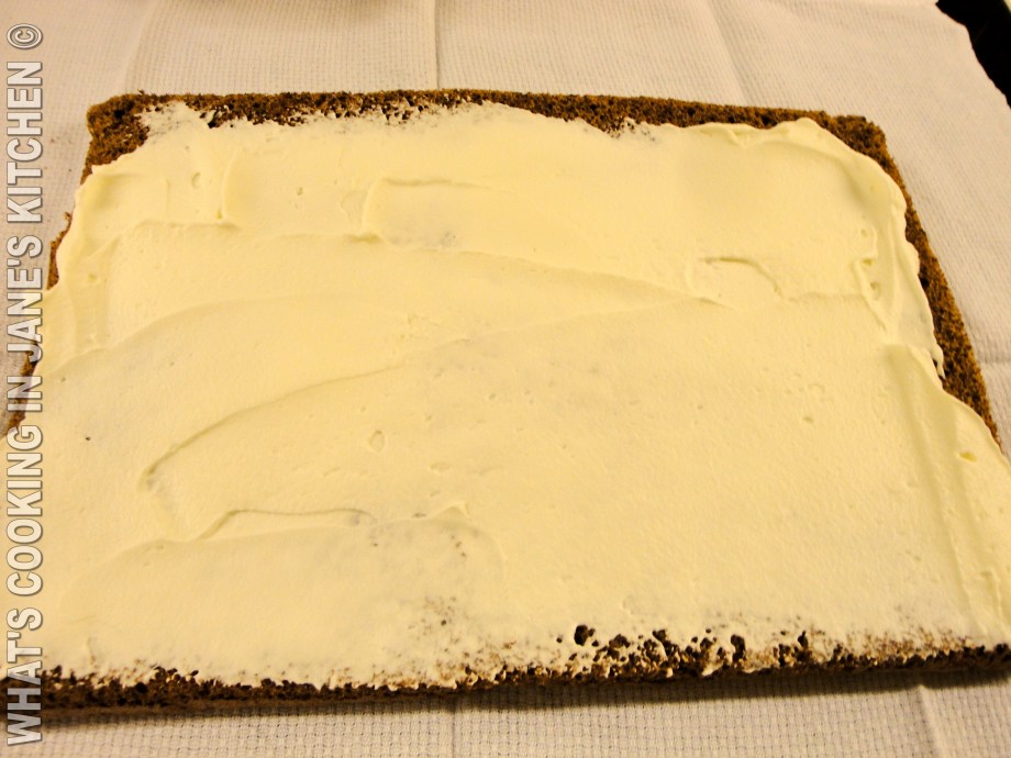 Chocolate And Raspberry Roulade ©