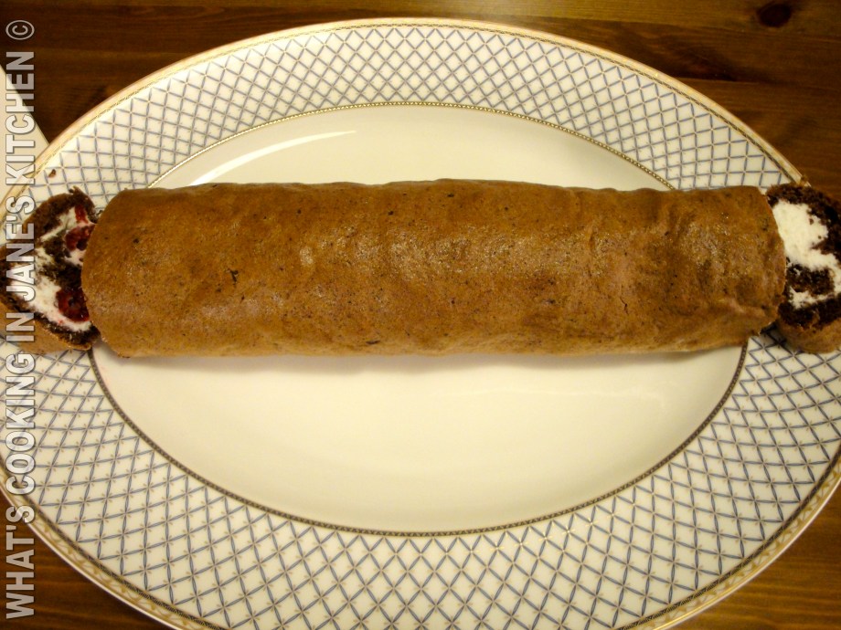 Chocolate And Raspberry Roulade ©