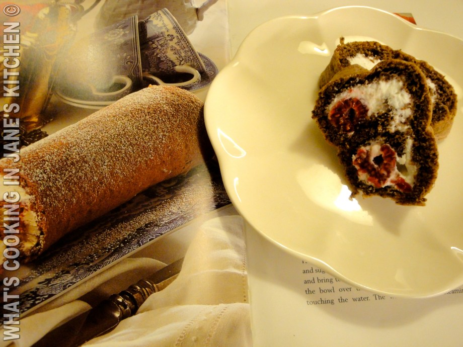 Chocolate And Raspberry Roulade ©