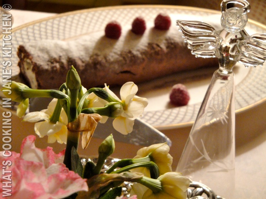 Chocolate And Raspberry Roulade ©