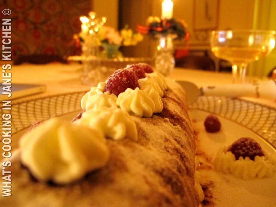 Chocolate And Raspberry Roulade ©
