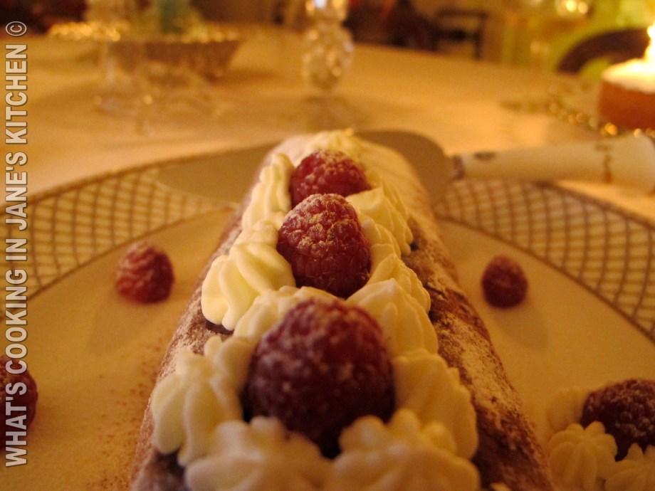 Chocolate And Raspberry Roulade ©