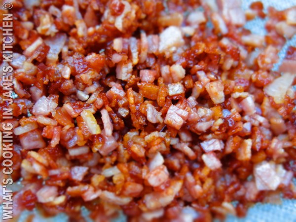 Spinach Pepper And Bacon Salad ©