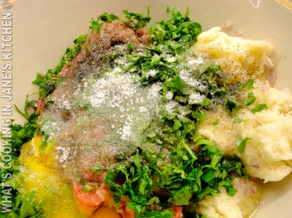 Greek Meatloaf, "Rolo." ©