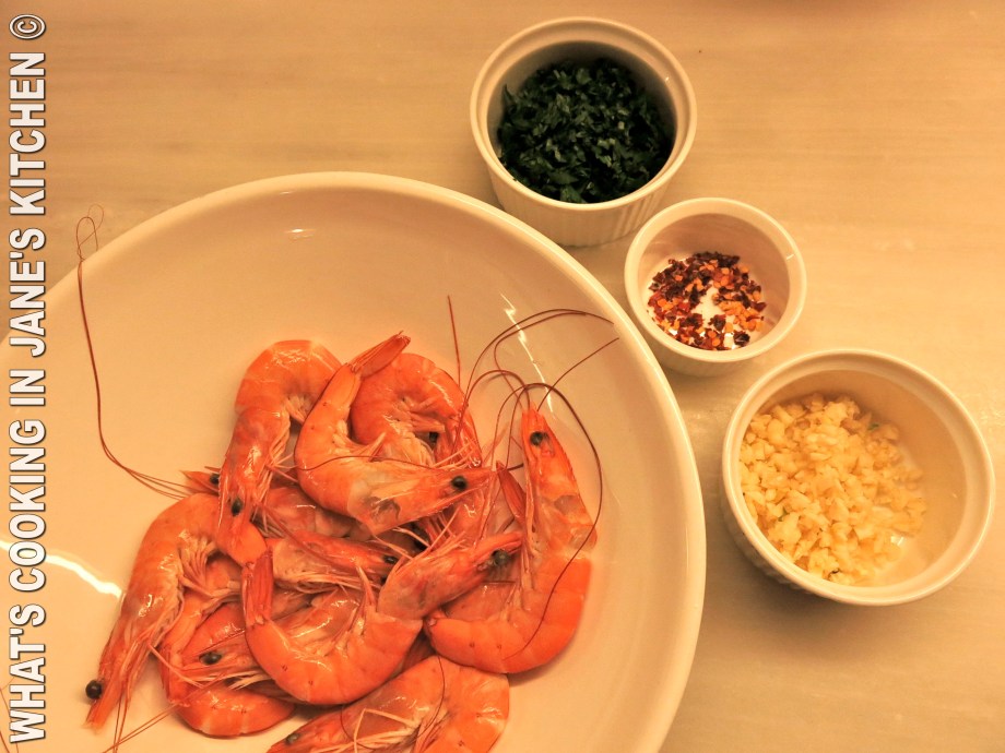 Prawns With Garlic And Ouzo ©