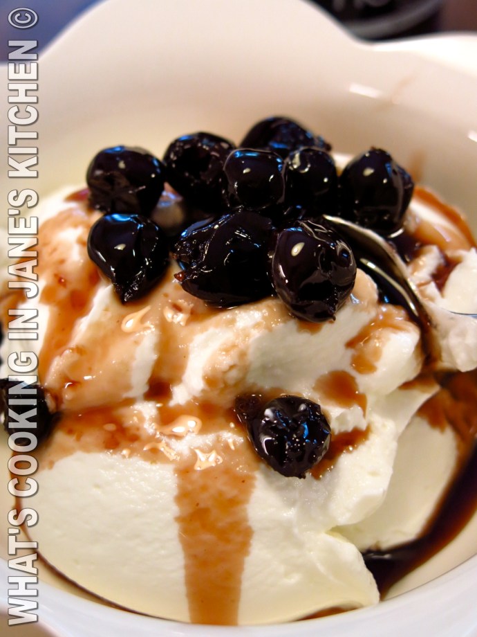 Visinada : Sour Cherry Drink ©