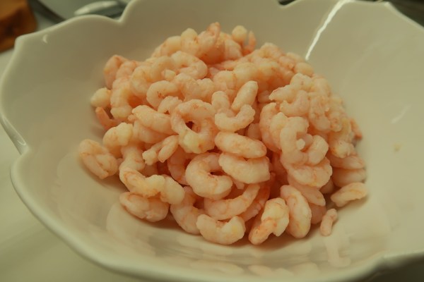 Avocado And Spicy Prawns ©