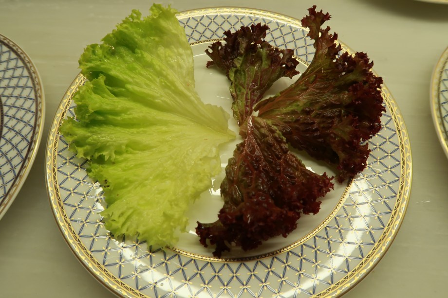 Avocado And Spicy Prawns ©