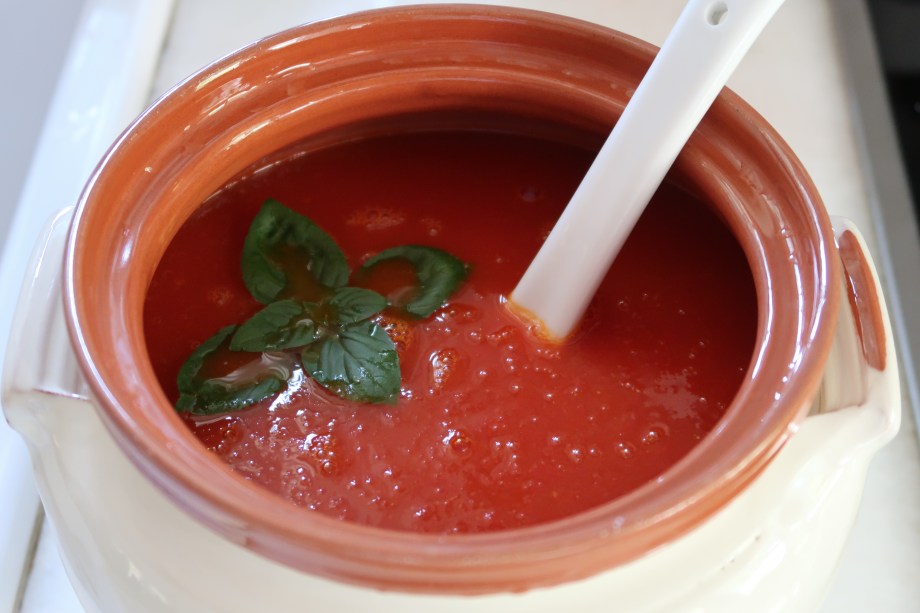Summer Chilled Tomato Ginger Coriander And Lemon Grass Soup ©