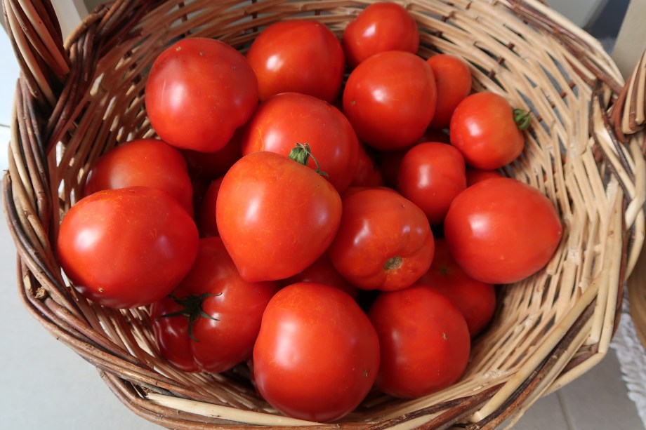 Summer Chilled Tomato Ginger Coriander And Lemon Grass Soup ©